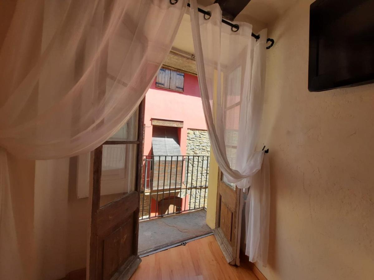 Casa Rural Cal Rocco Porta Del Pirineu بوبلا دي سيغور المظهر الخارجي الصورة